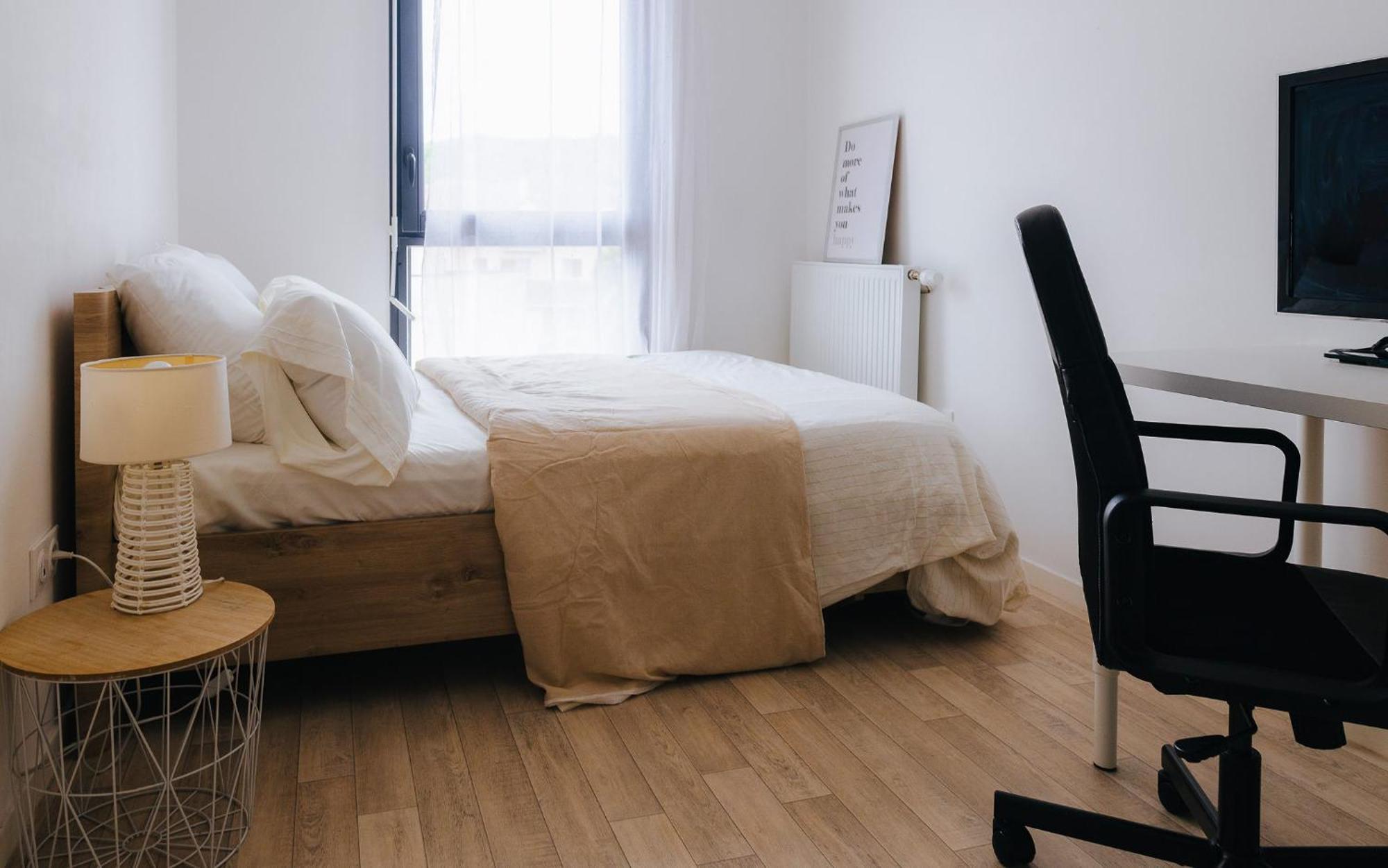 Appartement Luxueux, Neuf & Equipe A Versailles, Saint-Cyr-lʼÉcole Екстериор снимка
