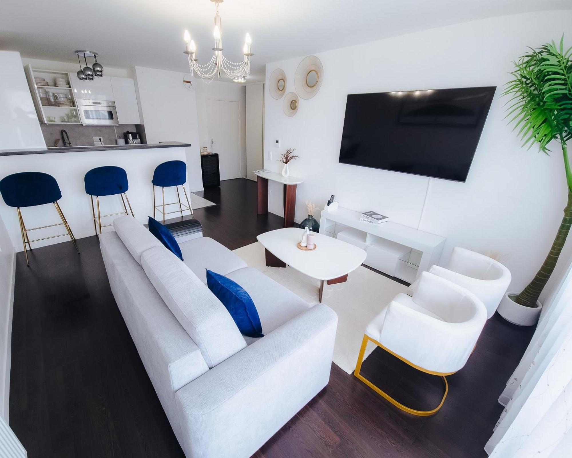 Appartement Luxueux, Neuf & Equipe A Versailles, Saint-Cyr-lʼÉcole Екстериор снимка